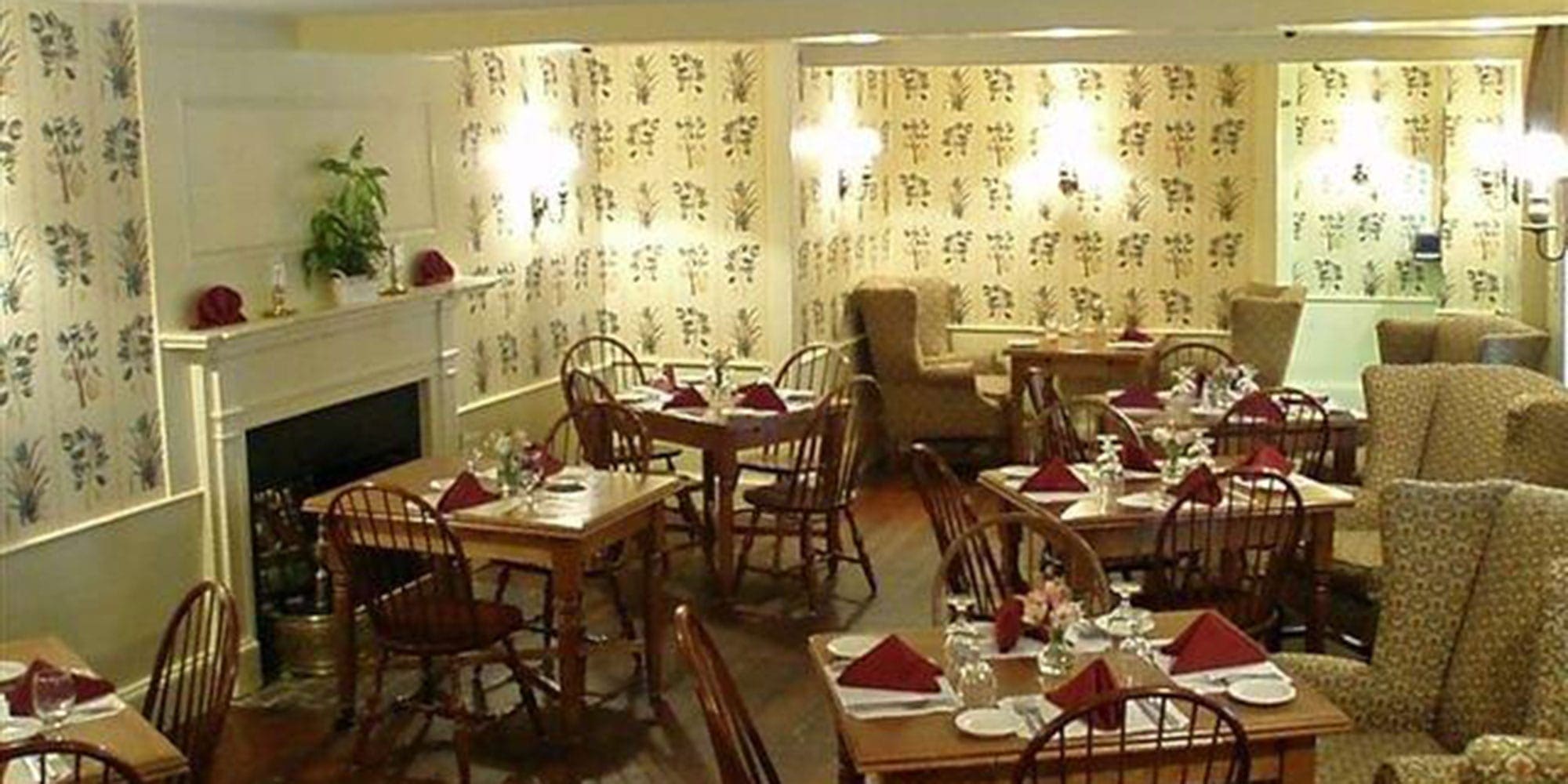 Experiences At The Pineapple Room Corporate Event Venue